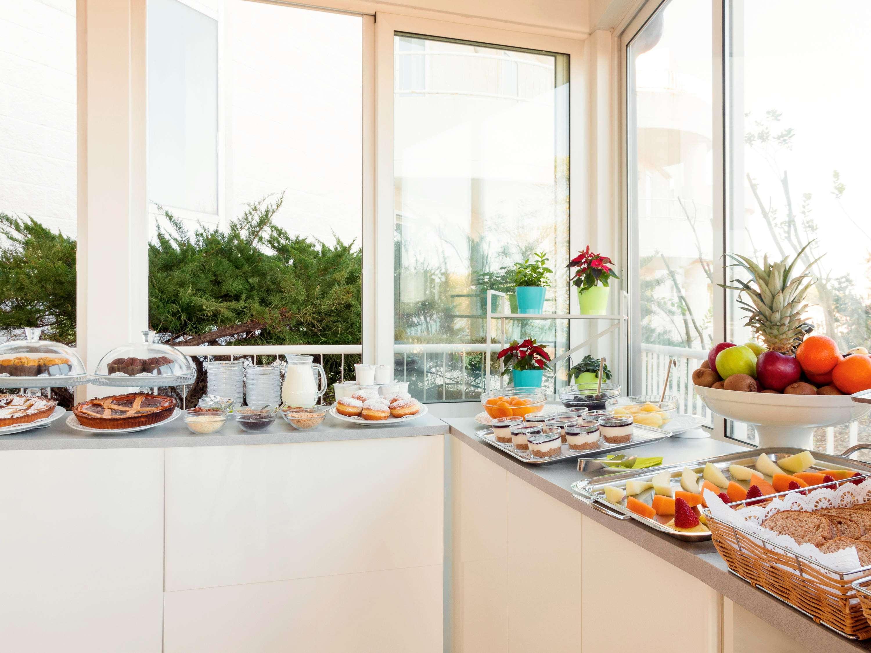 Ibis Styles Bari Giovinazzo Hotell Exteriör bild