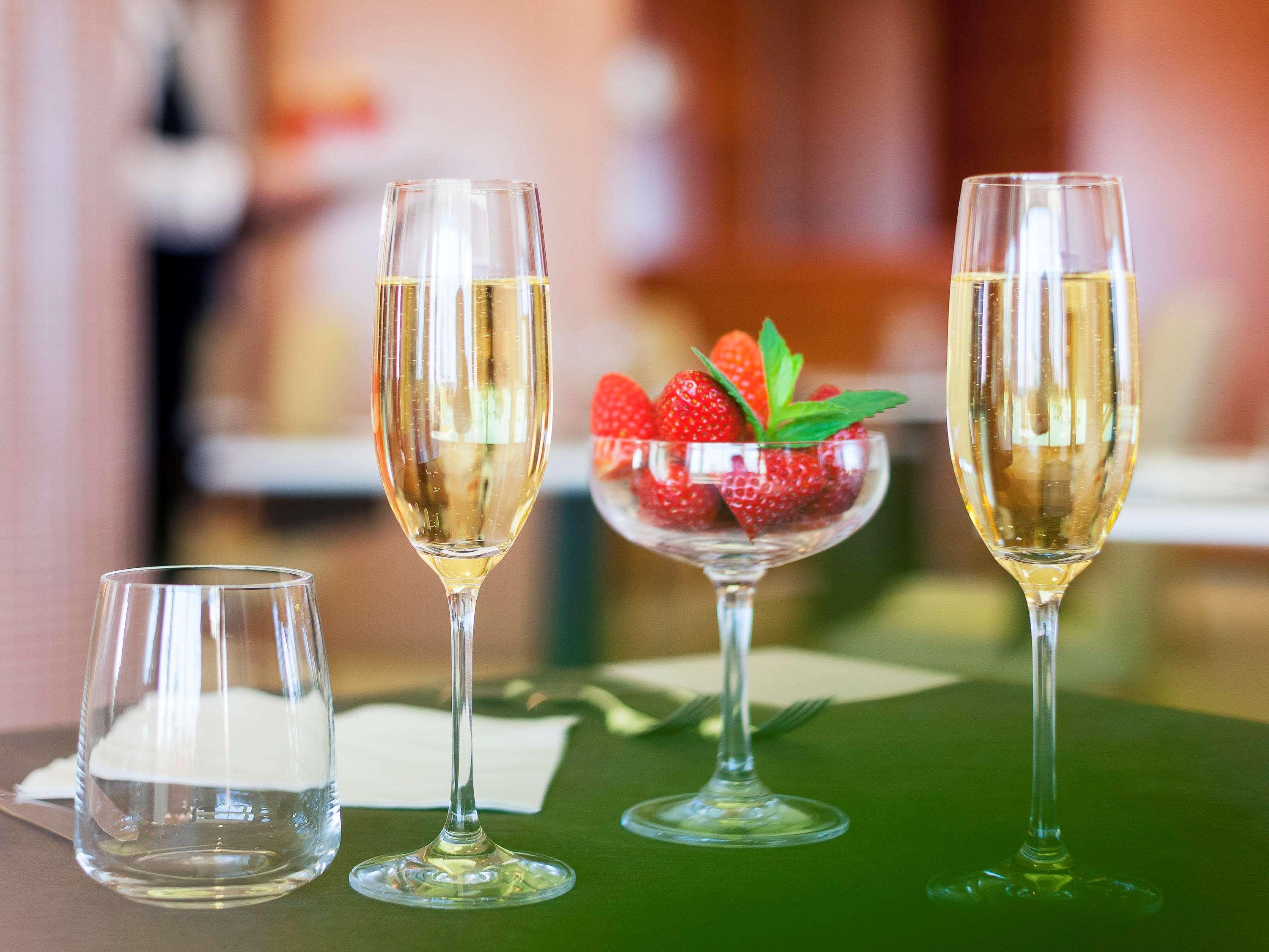 Ibis Styles Bari Giovinazzo Hotell Exteriör bild