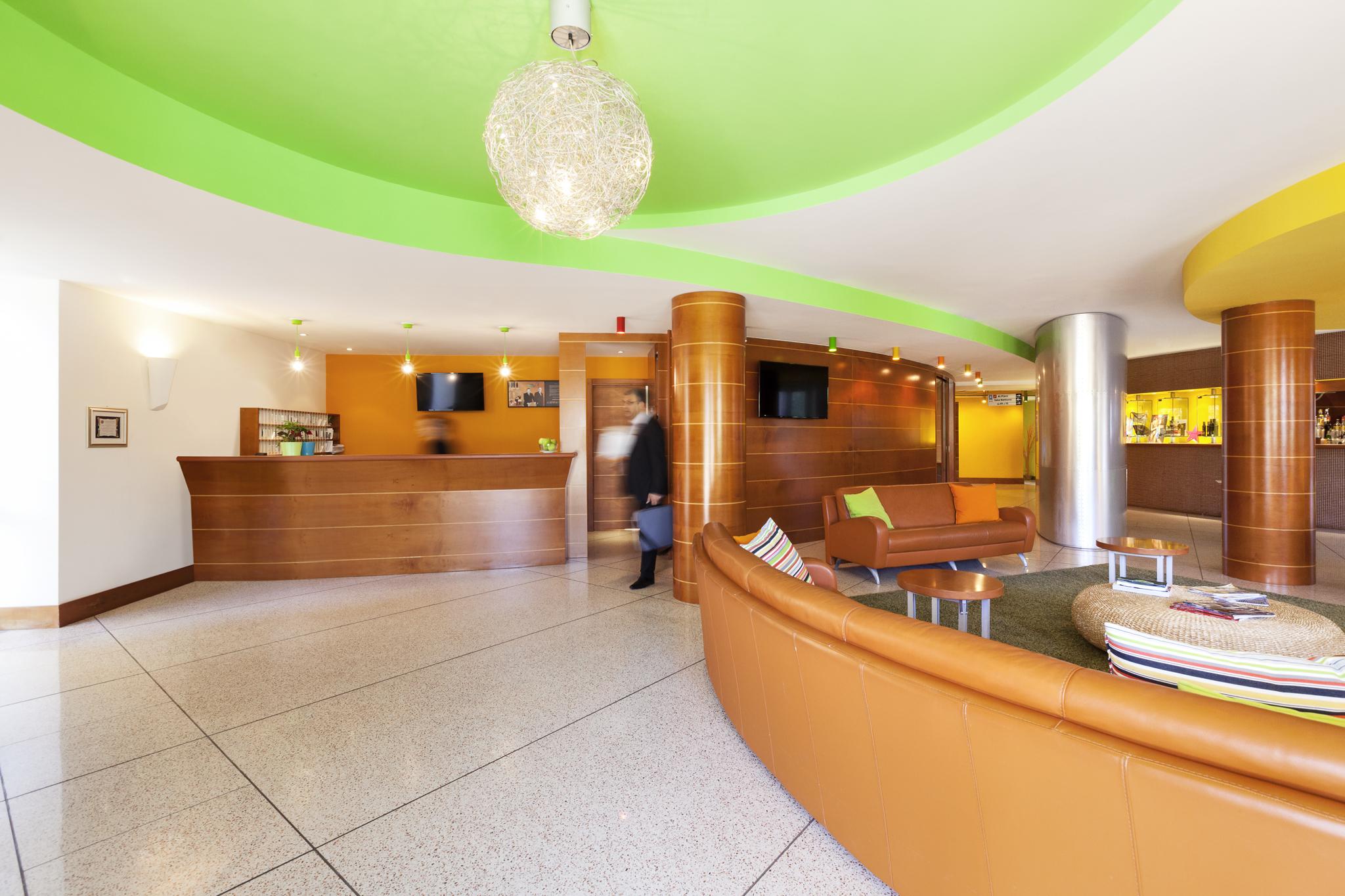 Ibis Styles Bari Giovinazzo Hotell Exteriör bild